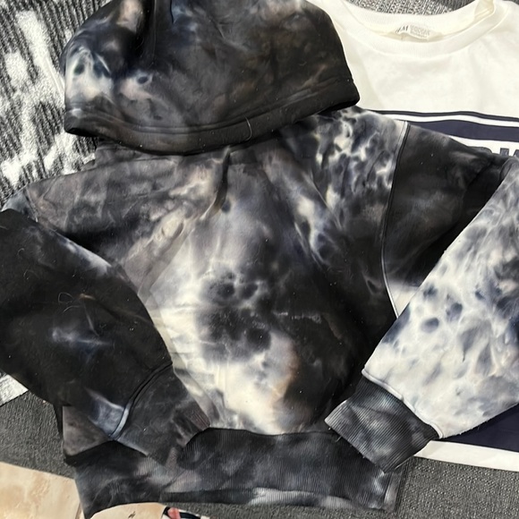 Girls sweater bundle 10-12 - Picture 2 of 5